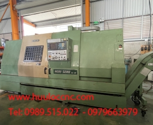 HIỆU MÁY: MORI SEIKI MODEL: SL - 35B HỆ ĐIỆN: FANUC OTC HÀNH TRÌNH X:480mm/ Z:1600mm CHỐNG TÂM: 1500